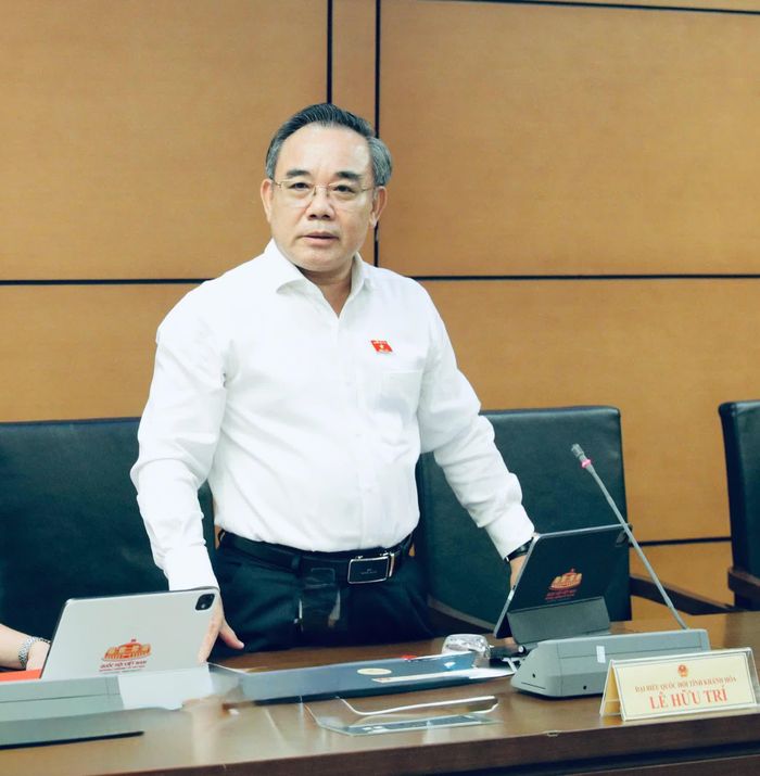 Đồng chí Lê Hữu Trí - Phó Trưởng đoàn chuyên trách Đoàn Đại biểu Quốc hội tỉnh.