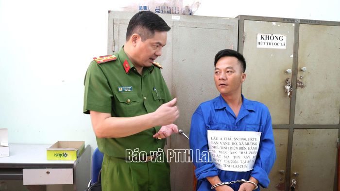 Đại tá Phạm Hải Đăng - Phó Giám đốc Công an tỉnh, Thủ trưởng Cơ quan CSĐT đấu tranh nhanh với đối tượng Lầu A Chá.