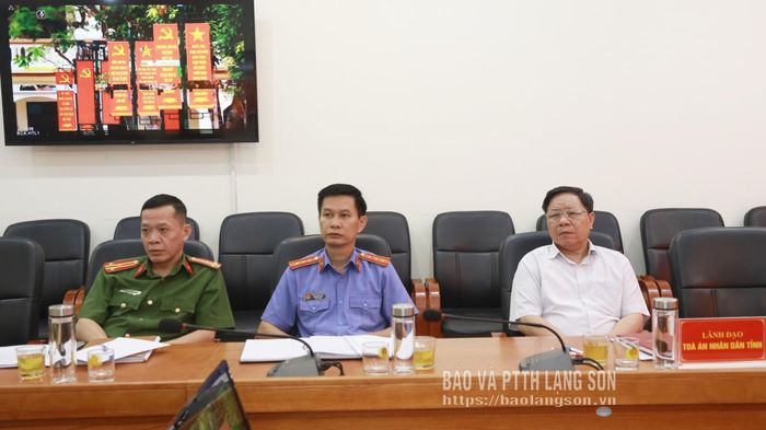 Các đại biểu dự hội nghị tại điểm cầu Công an tỉnh Lạng Sơn