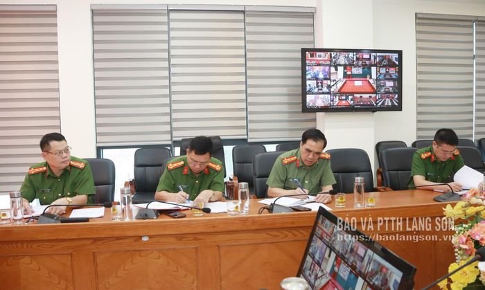 Các đại biểu dự hội nghị tại điểm cầu Công an tỉnh Lạng Sơn