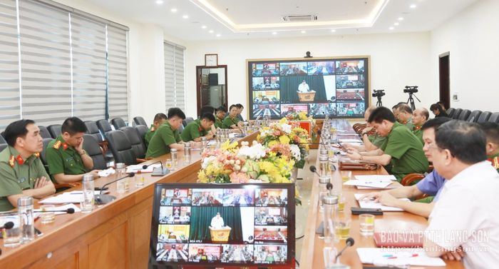 Các đại biểu dự hội nghị tại điểm cầu Công an tỉnh Lạng Sơn