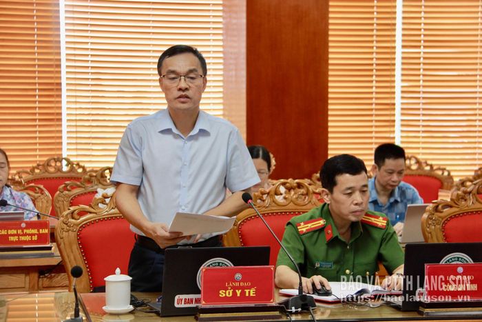 Lãnh đạo Sở Y tế báo cáo tiến độ khám sức khoẻ toàn dân