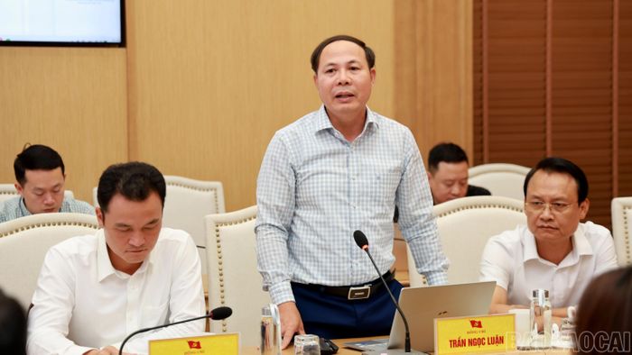 Lãnh đạo các ngành, đơn vị tham gia ý kiến.