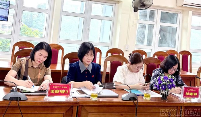 Đại biểu dự hội nghị tại điểm cầu Sở Tư pháp Lào Cai.