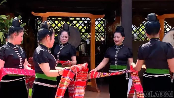 Các câu lạc bộ văn hóa, văn nghệ tích cực tập luyện.