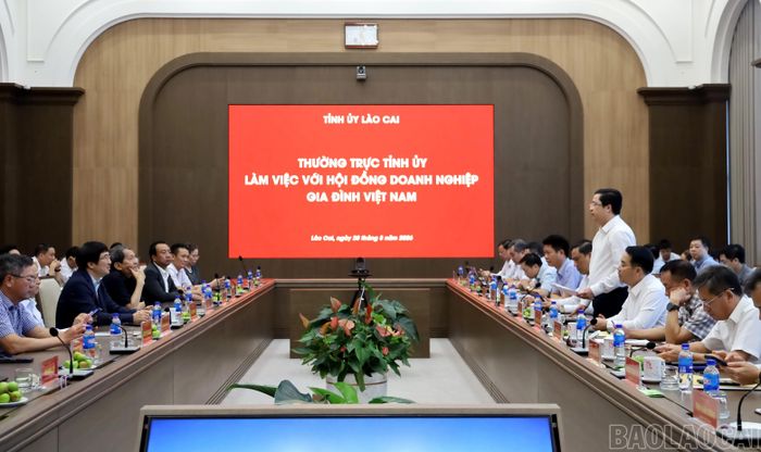 Tỉnh Lào Cai nhất quán quan điểm “Thành công của doanh nghiệp là thành công của địa phương”.