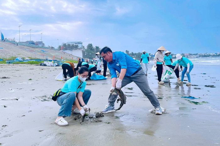 Nhiều địa phương của Lâm Đồng duy trì phong trào dọn dẹp vệ sinh, trở thành điểm sáng bảo vệ môi trường