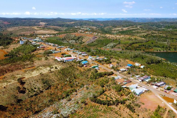 Bộ mặt xã biên giới Quảng Trực khang trang, sạch, đẹp nhờ sự chung tay bảo vệ môi trường của người dân