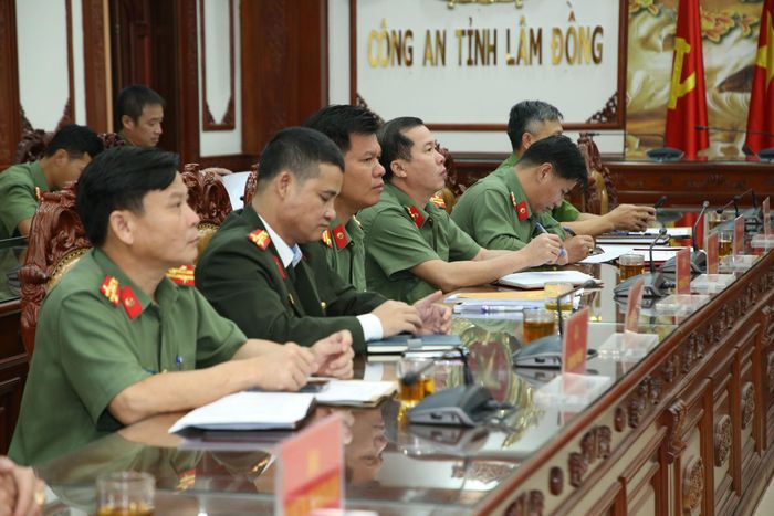 Đại diện Công an các đơn vị tham dự hội nghị tại điểm cầu Công an tỉnh Lâm Đồng