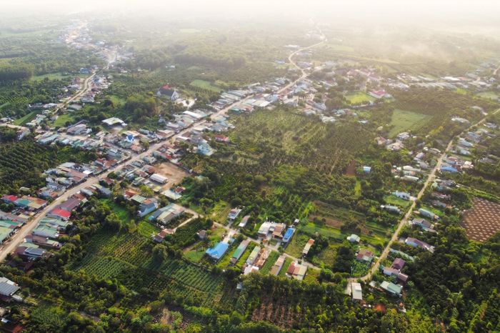 Bộ mặt xã biên giới Đắk Wil, tỉnh Lâm Đồng có nhiều khởi sắc, trong đó có phần góp sức của người uy tín tại địa phương