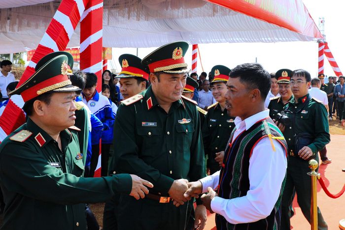 Nhiều người có uy tín tại Lâm Đồng là những hạt nhân đoàn kết cộng đồng và là "Điểm tựa của bản làng" nơi phên dậu Tổ quốc