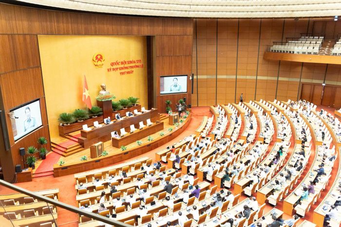 Hội trường Diên Hồng