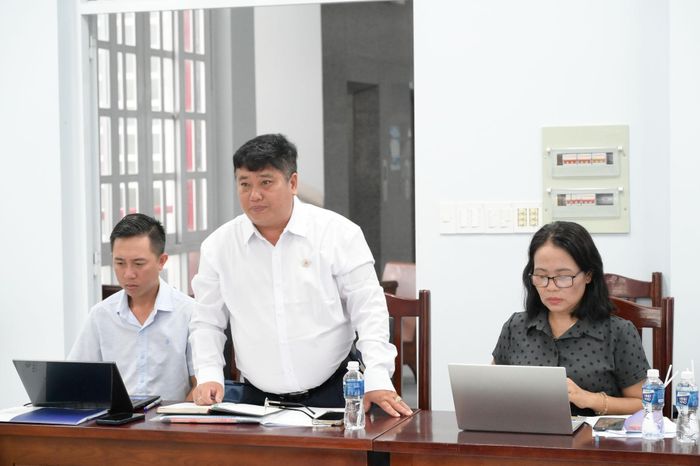 Ông Nguyễn Ngọc Ẩn, Giám đốc Bảo tàng Cổ vật ở Mũi Né có ý kiến tại buổi làm việc