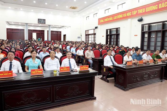 Các đại biểu dự hội nghị. Ảnh : Minh Quang