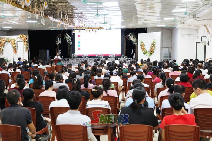 Xã Phù Yên quán triệt nội dung Đề án tổ chức lại các đơn vị trường mầm non, phổ thông trên địa bàn cho cán bộ quản lý, giáo viên.