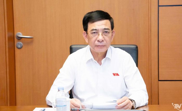 Đại tướng Phan Văn Giang dự phiên thảo luận tổ.