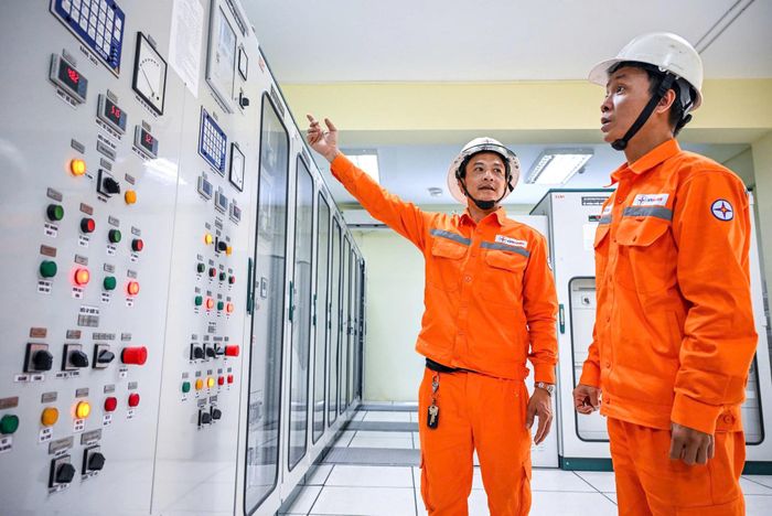 Đề án sẽ nghiên cứu từng bước bổ sung các thiết bị cảm biến, đo lường và cảnh báo thông minh tại một số vị trí, khu vực và loại hình cơ sở có nguy cơ cao trong giai đoạn thí điểm (Ảnh minh họa).