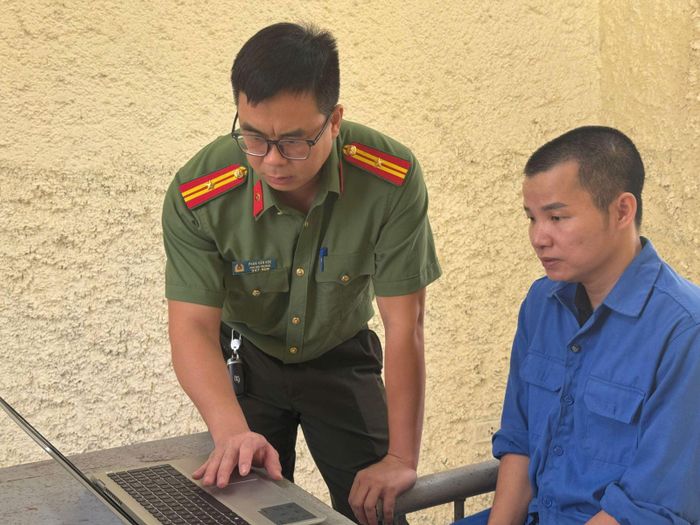 Cơ quan Công an tỉnh Bắc Ninh làm việc với đối tượng Nguyễn Văn Quỳnh.