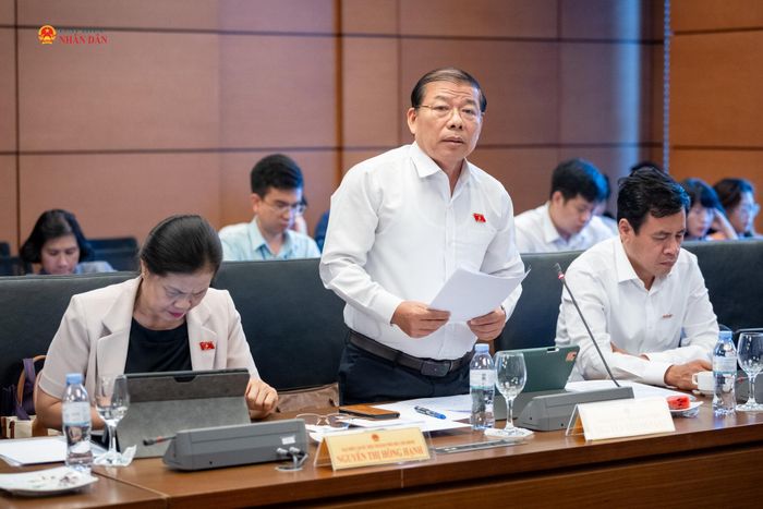 ĐBQH Nguyễn Thanh Sang (TP. Hồ Chí Minh) phát biểu thảo luận tại Tổ 2