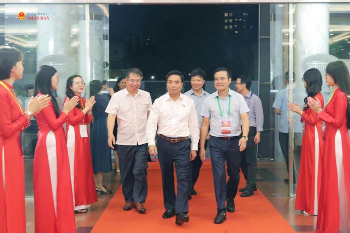 Phó Chủ tịch Quốc hội, Thượng tướng Nguyễn Doãn Anh đến dự chương trình. Ảnh: Hồ Long
