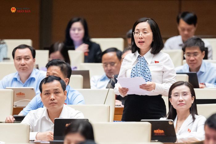 ĐBQH Trần Thị Hải Hà (TP. Hải Phòng) phát biểu