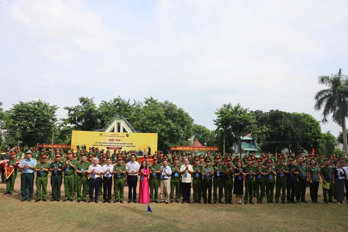  Các đại biểu cùng các đoàn tham gia vòng sơ khảo khu vực I - Hội thi cán bộ huấn luyện, chó nghiệp vụ giỏi trong Công an nhân dân lần thứ V, năm 2026. 