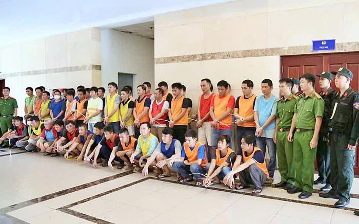 Cơ quan Cảnh sát điều tra, Công an Thành phố Hồ Chí Minh khởi tố và tạm giam 40 bị can, về các tội "Tổ chức đánh bạc" và "Đánh bạc".