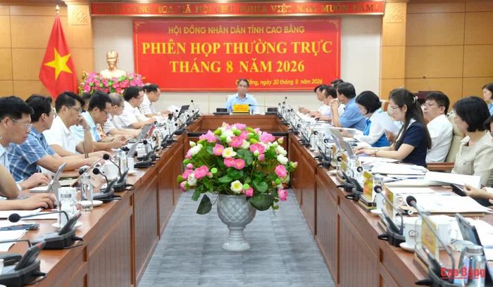 Toàn cảnh phiên họp.