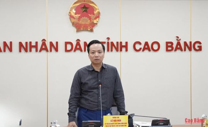 Chủ tịch UBND tỉnh, Chủ tịch Hội đồng quản lý Quỹ Phát triển đất tỉnh Lê Hải Hòa kết luận cuộc họp.