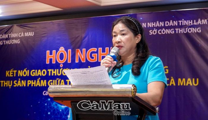 Bà Cao Thị Thanh, Phó Giám đốc Sở Công Thương tỉnh Lâm Đồng, phát biểu tại hội nghị.