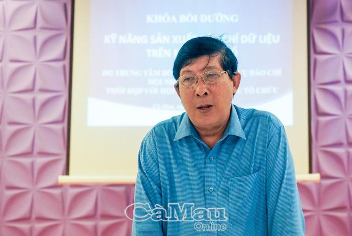 Nhà báo Nguyễn Thanh Dũng, Chủ tịch Hội Nhà báo tỉnh, nhấn mạnh vai trò của báo chí dữ liệu trong nâng cao chất lượng tác phẩm báo chí trên nền tảng số. ·