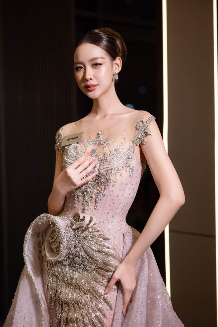 Nhan sắc và thần thái của Bảo Ngọc tại Miss World. (Ảnh: FBNV)