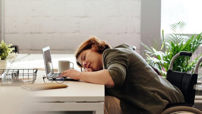 Một số thói quen có thể khiến cơ thể nhanh hụt năng lượng. Ảnh minh họa