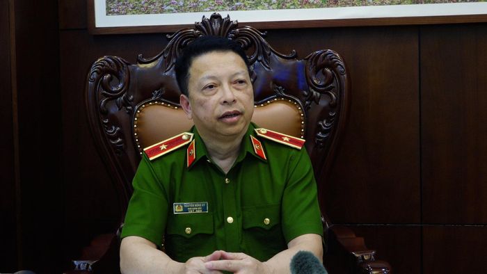Thiếu tướng Nguyễn Hồng Ky, Phó Giám đốc Công an thành phố Hà Nội đánh giá hiệu quả của sự phối hợp liên ngành trong giữ gìn an ninh, trật tự. Ảnh: Thu Oanh