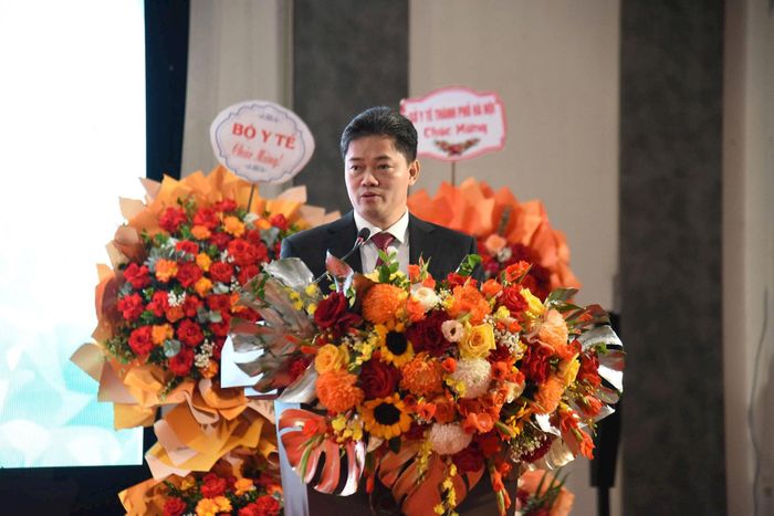 Thứ trưởng Thường trực Bộ Y tế Vũ Mạnh Hà phát biểu tại Lễ kỷ niệm 80 năm Ngày thành lập Hội Đông y Việt Nam. Ảnh: Hà Thu