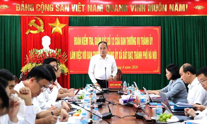 Ủy viên Ban Thường vụ Thành ủy, Giám đốc Công an TP Hà Nội Nguyễn Thanh Tùng phát biểu chỉ đạo tại buổi làm việc. Ảnh: Khương Tuấn