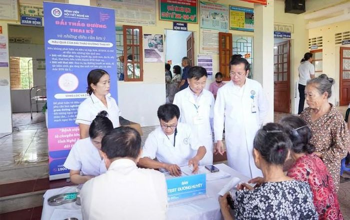 Thành phố đặt mục tiêu hoàn thành khám sức khỏe cho trẻ em, học sinh dưới 18 tuổi trước thềm năm học mới và hoàn tất chỉ tiêu với các nhóm đối tượng còn lại trong tháng 11/2026.