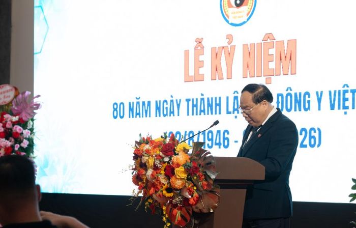 PGS.TS Đậu Xuân Cảnh, Chủ tịch Hội Đông Y.
