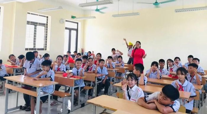 Giáo viên, học sinh Hà Nội nghỉ 5 ngày dịp Quốc khánh 2/9. Ảnh: HB