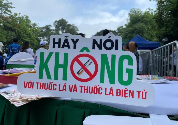 Quỹ Phòng bệnh tiếp tục coi phòng, chống tác hại của thuốc lá là nhiệm vụ quan trọng, lâu dài, phù hợp với mục tiêu của Chiến lược quốc gia đến năm 2030 là giảm tỷ lệ hút thuốc ở nam giới xuống dưới 36%...  Ảnh: Trần Minh