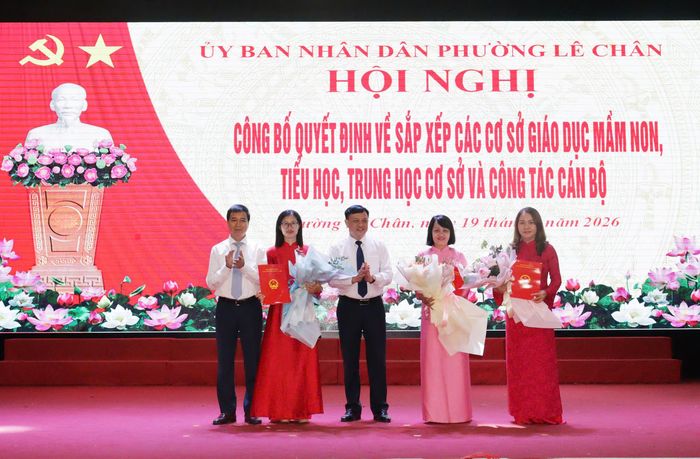 Địa bàn phường Lê Chân cũng thực hiện sắp xếp số lượng lớn trường học. Ảnh: Hoàng Tùng