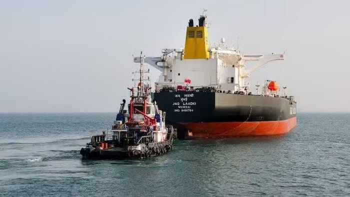 Trong khi đó Ấn Độ là nền kinh tế lớn thứ 3 trên thế giới. Dự trữ ngoại hối của nước này đã tăng 40 tỷ đô la trong sáu tuần, đạt 707 tỷ đô la. New Delhi hiện đã trở thành một dạng “bộ giảm xóc” cho những tổn thất bên ngoài của Moskva, điều này vô cùng quan trọng.