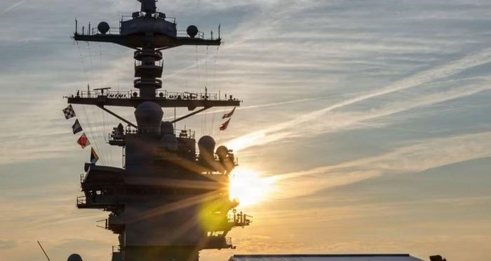 Vai trò trên ban đầu được dự kiến giao cho Radar Băng tần Kép DBR, hệ thống cảm biến chủ chốt của lớp Ford.