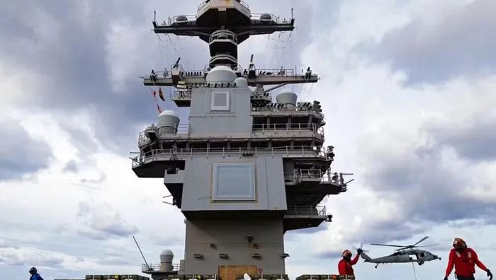 Trong khi đó, radar Mk 95 từng được sử dụng trên các tàu sân bay Mỹ từ thời Chiến tranh Lạnh, trong đó có lớp Nimitz.