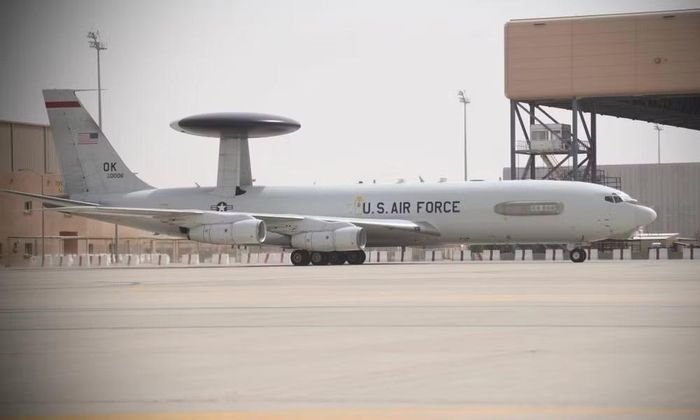 Cụ thể, máy bay ARTEMIS II đang tiến hành giám sát gần khu vực bán đảo Crimea, và phi cơ AWACS E-3 Sentry thực hành trinh sát trên khu vực Baltic và Trung Âu.