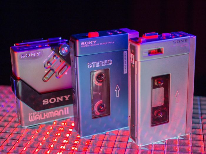  Một số mẫu máy nghe nhạc phổ biến của Sony. Ảnh: CNET. 