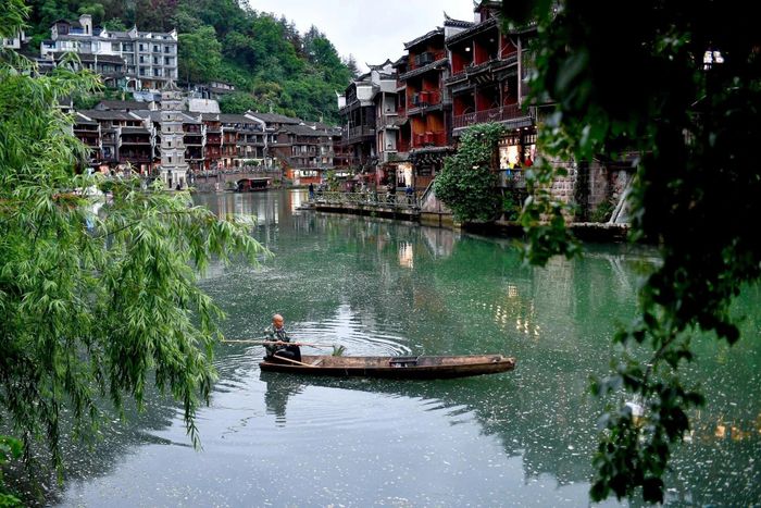 Phượng Hoàng cổ trấn từng là tour hút khách Việt hàng đầu tại Trung Quốc. Ảnh: Duy Hiệu.