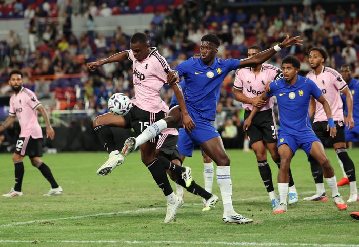  Juventus vẫn trong quá trình tái thiết, khi vị thế của đội bóng từng thống trị Serie A không còn được đảm bảo như trước. 