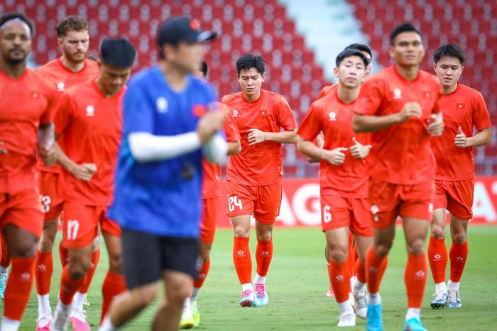 Giống Văn Hậu, Phan Tuấn Tài được trao cơ hội ở ASEAN Cup lần này nhưng anh cũng chỉ là “kép phụ” cho Văn Vĩ.