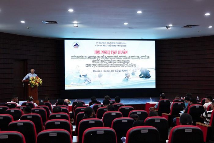 Quang cảnh hội nghị tập huấn